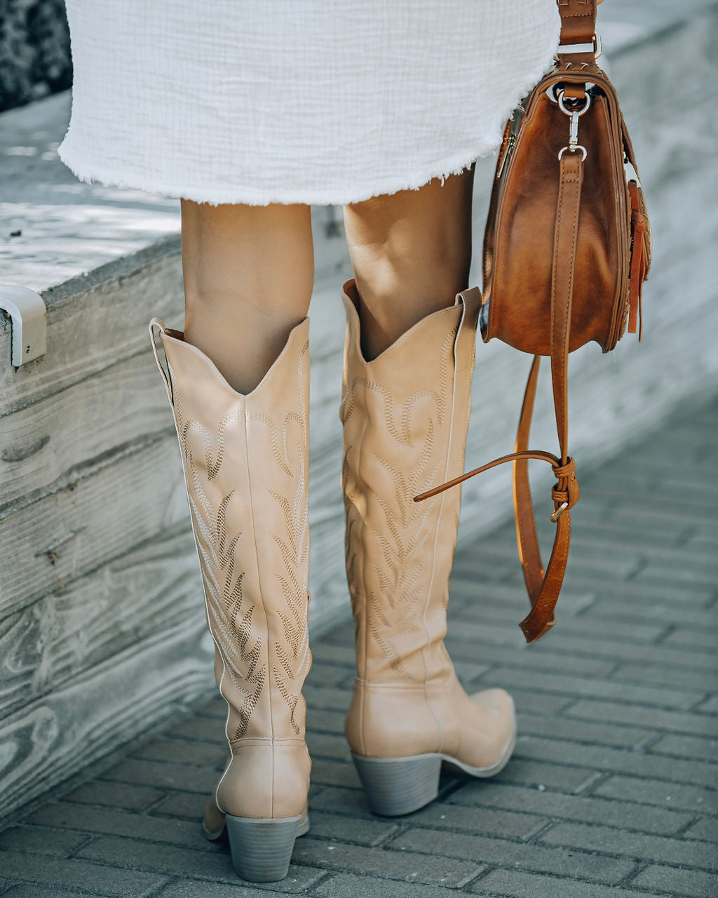 Samara Heeled Western Boot - Nude