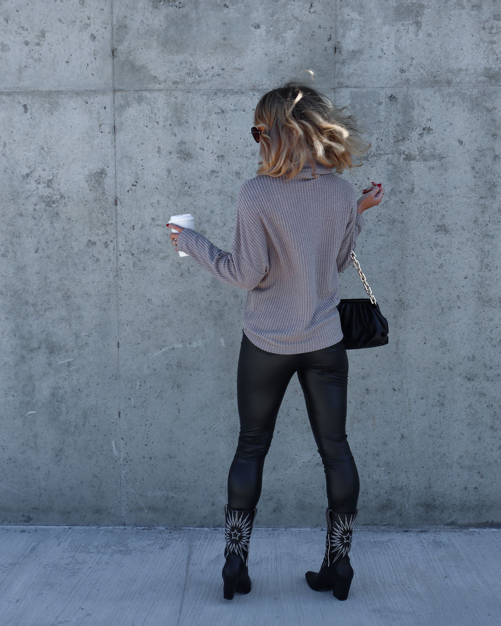 Braelynn Waffle Knit Turtleneck Long Sleeve Top - Taupe