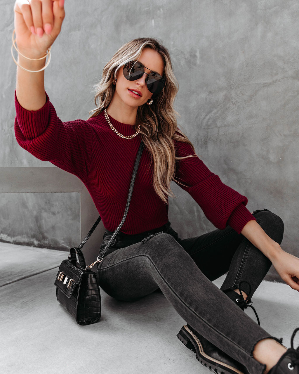 Archie Ribbed Knit Pullover Sweater - Wine