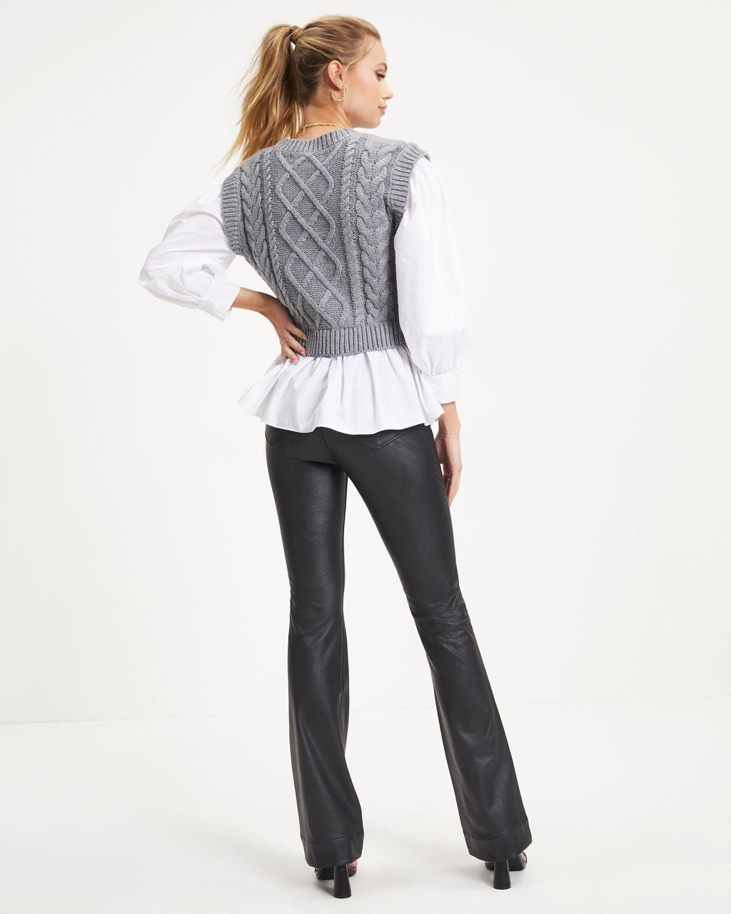 Carmine Contrast Knit Top - Grey