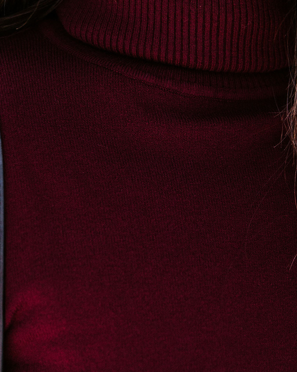 Adamant Puff Sleeve Turtleneck Sweater - Burgundy