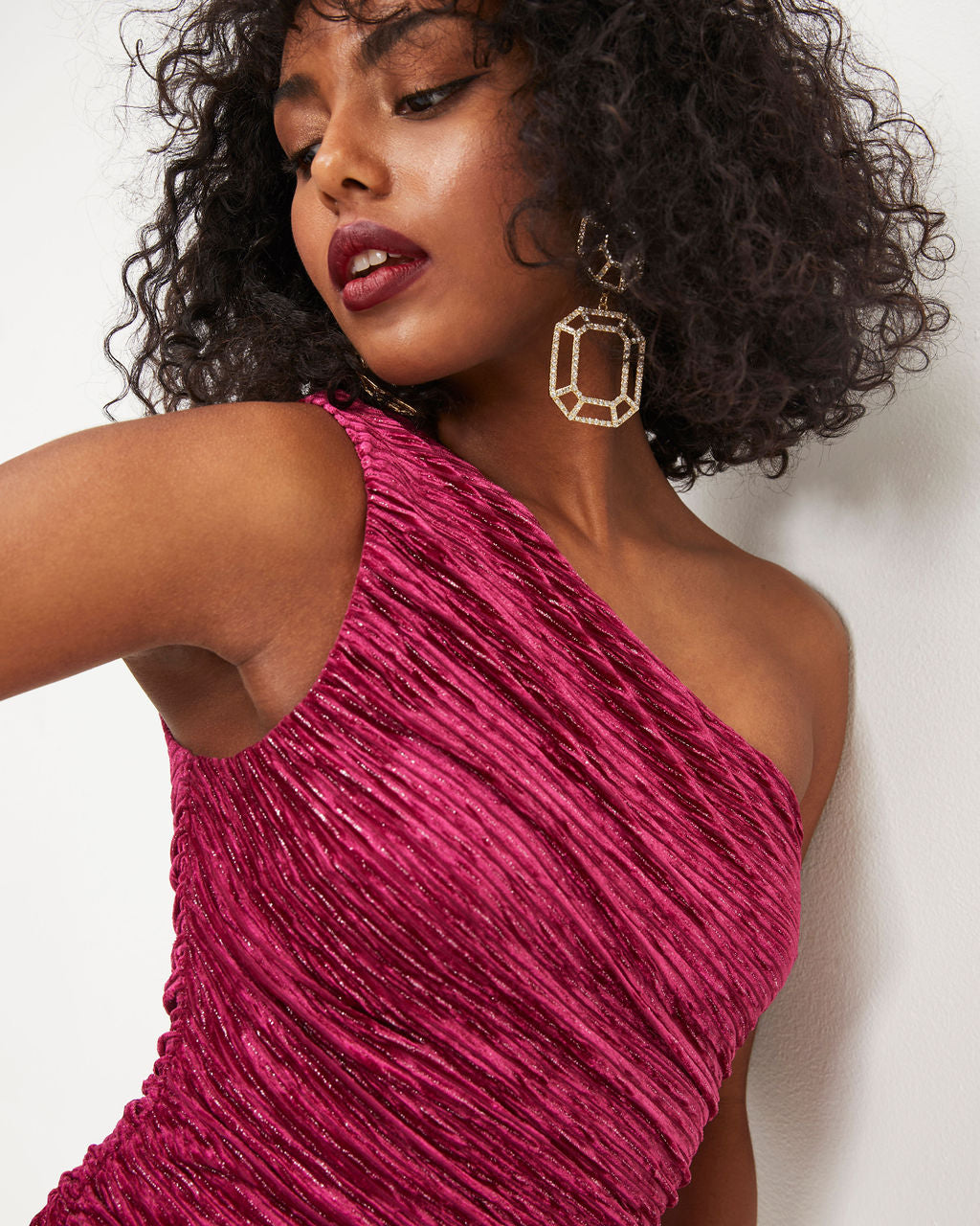 She's A Lady Textured Velvet Metallic One Shoulder Mini Dress - Berry