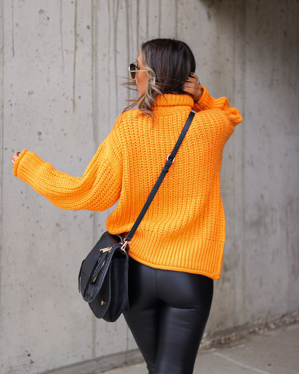 Connie Turtleneck Knit Sweater - Tangerine