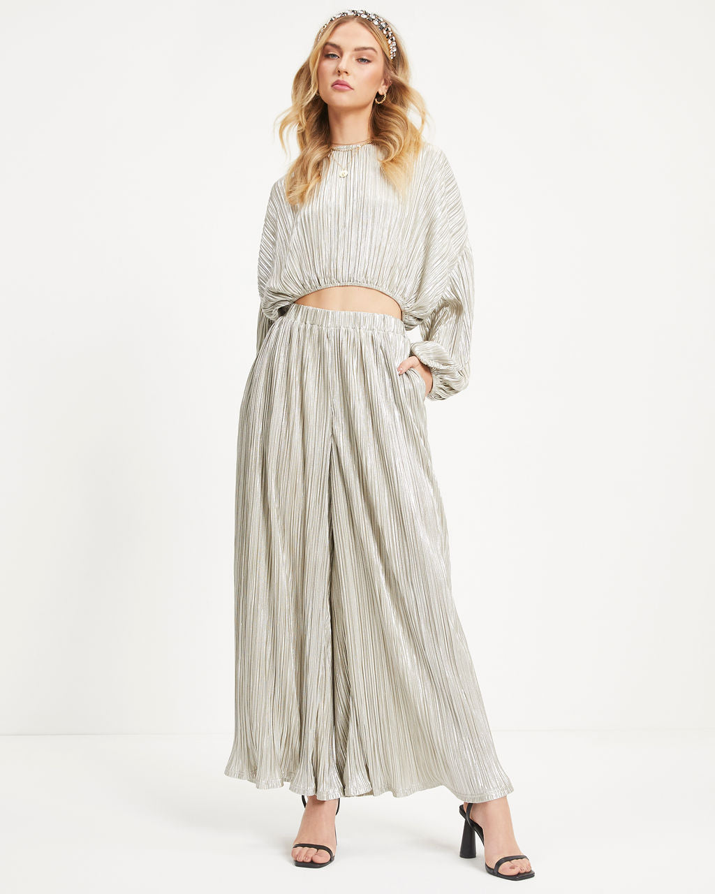 Kiyara Billowed Shimmer Plisse Top - Silver