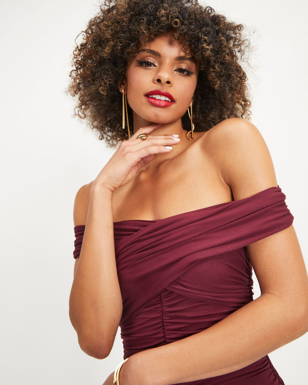 Wilhelmina Off The Shoulder Ruched Midi Dress - Wine