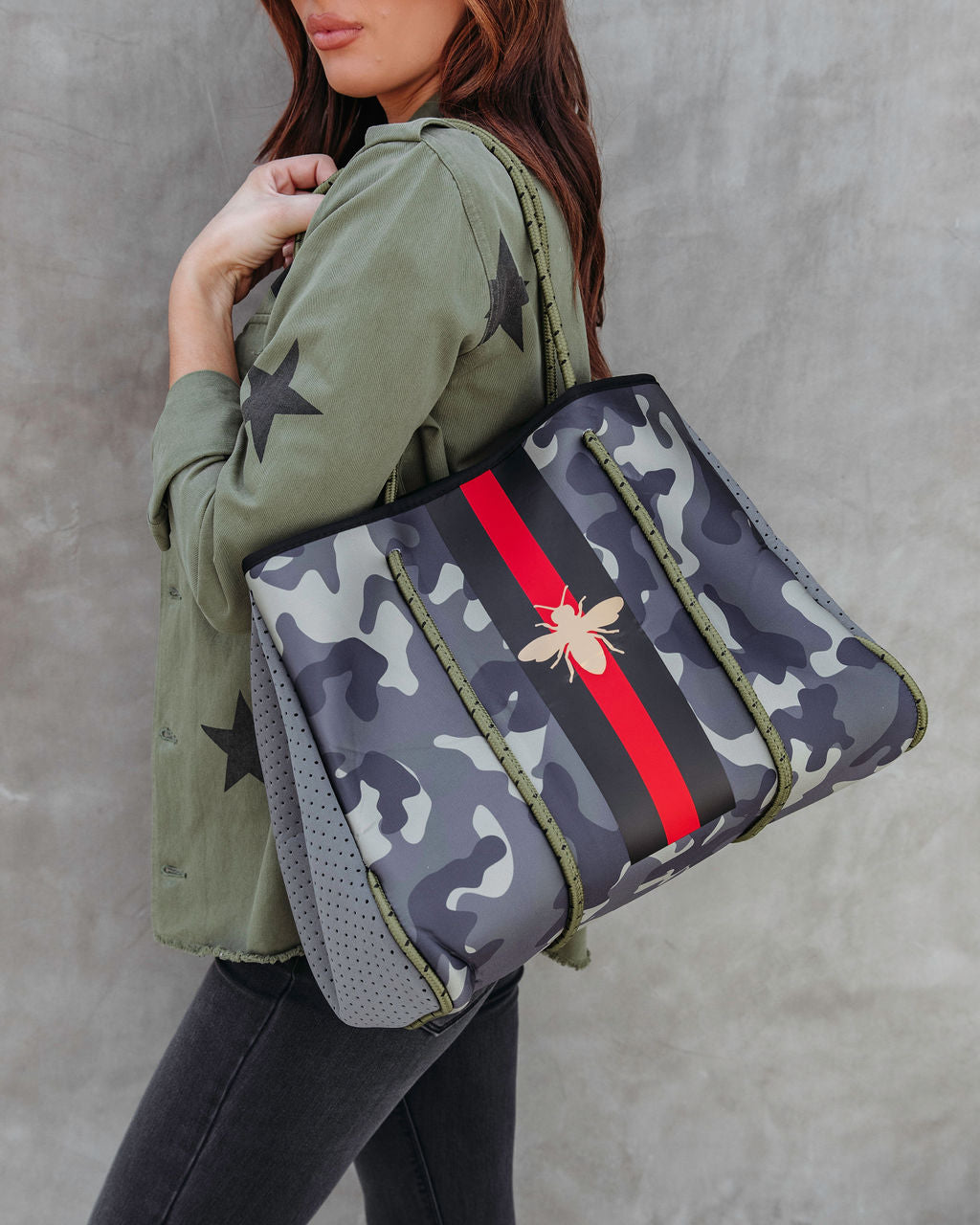 Hunter Bee Camo Neoprene Tote Bag - PARKER & HYDE