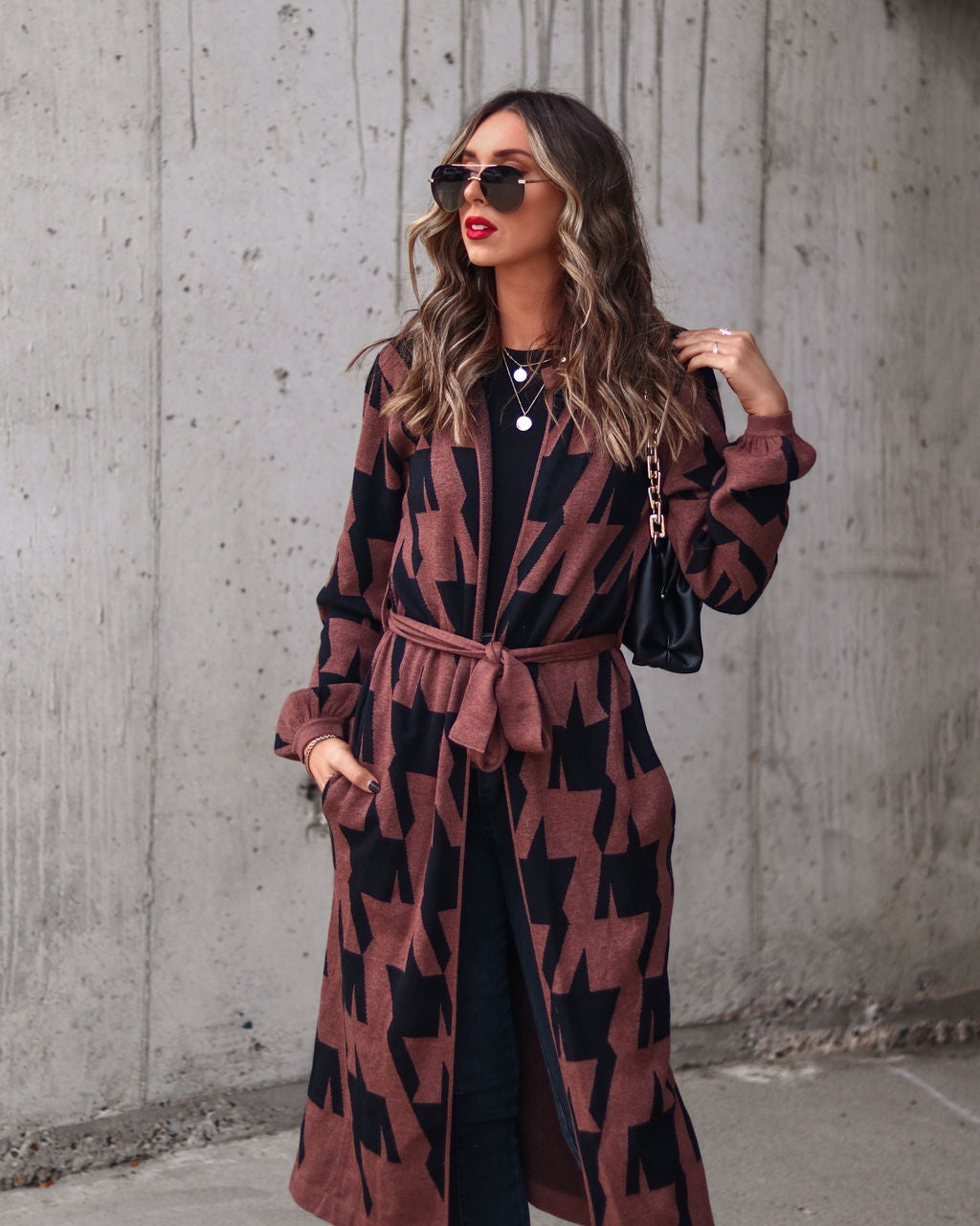 Coffee Errands In Style Pocketed Houndstooth Duster Cardigan - Brown