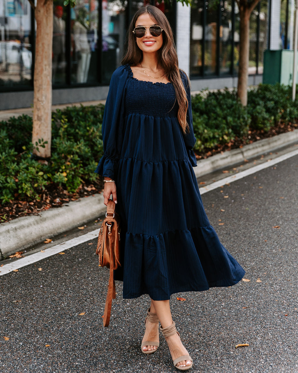 River Pocketed Puff Sleeve Midi Dress - Navy