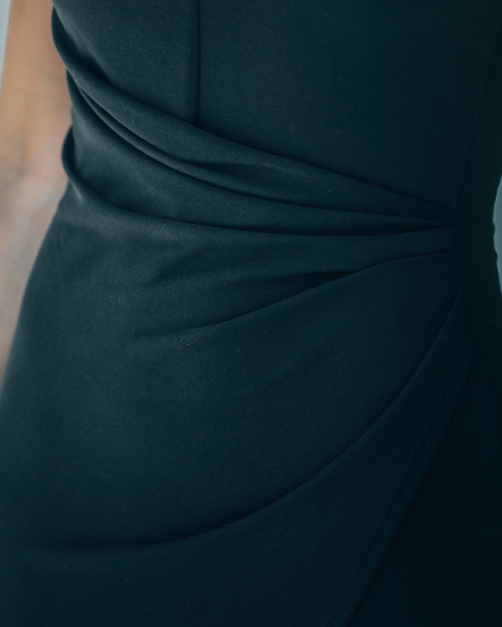 Rachel Side Ruched Midi Dress - Black - FINAL SALE