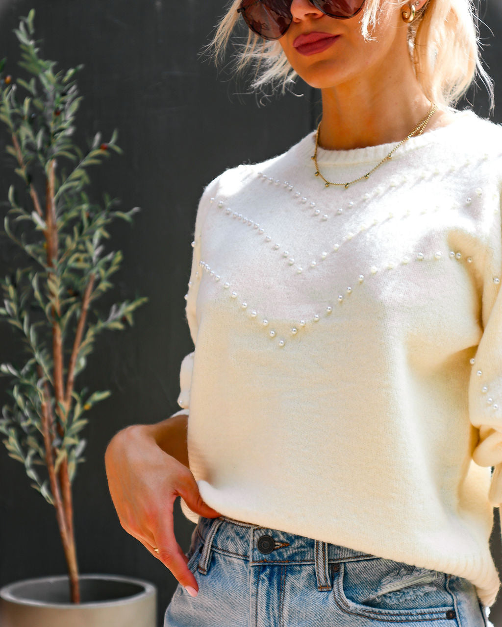 Pearl Of Wisdom Knit Pullover Sweater - Ivory