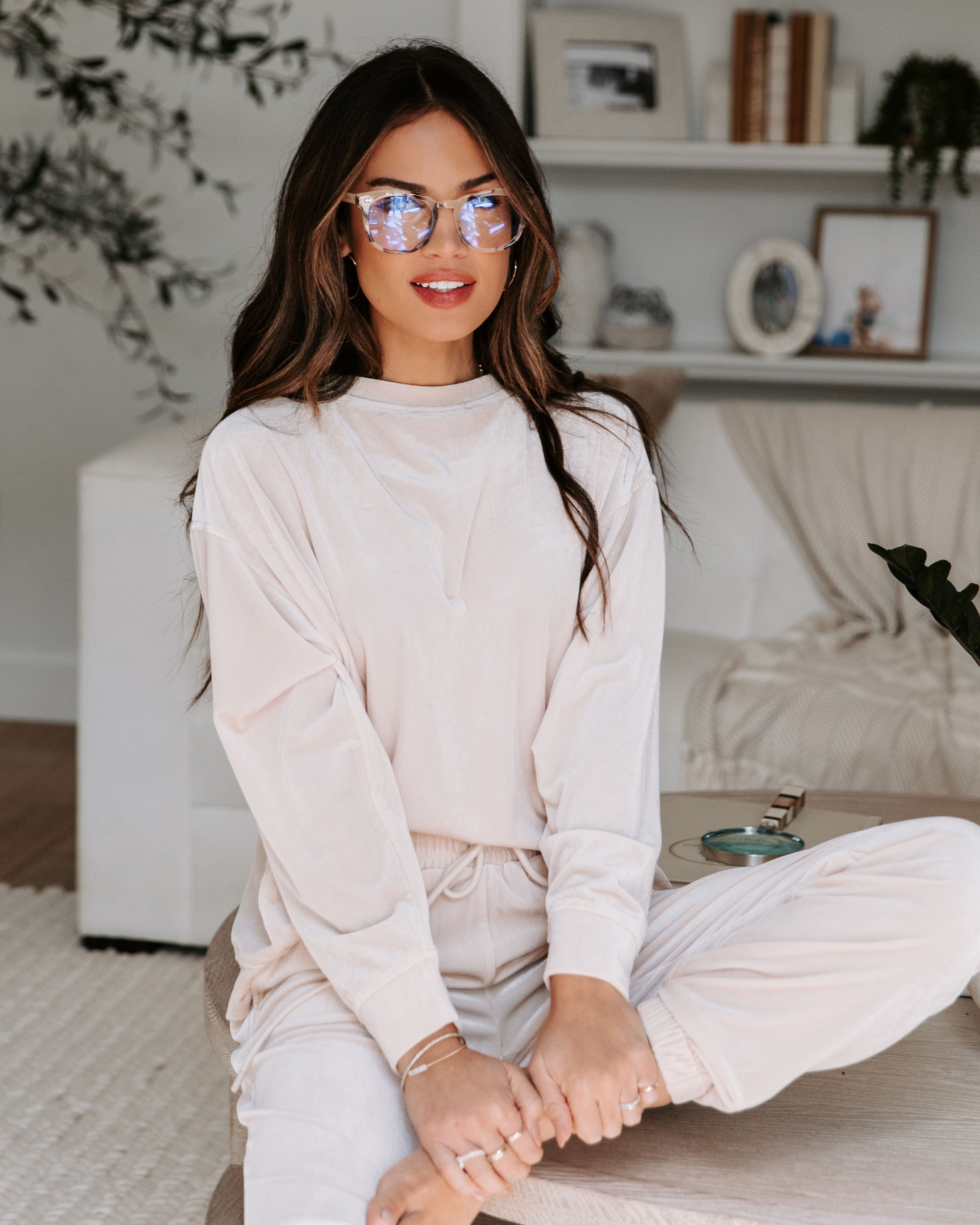 Switch Off Velvet Pullover Sweater - Cream