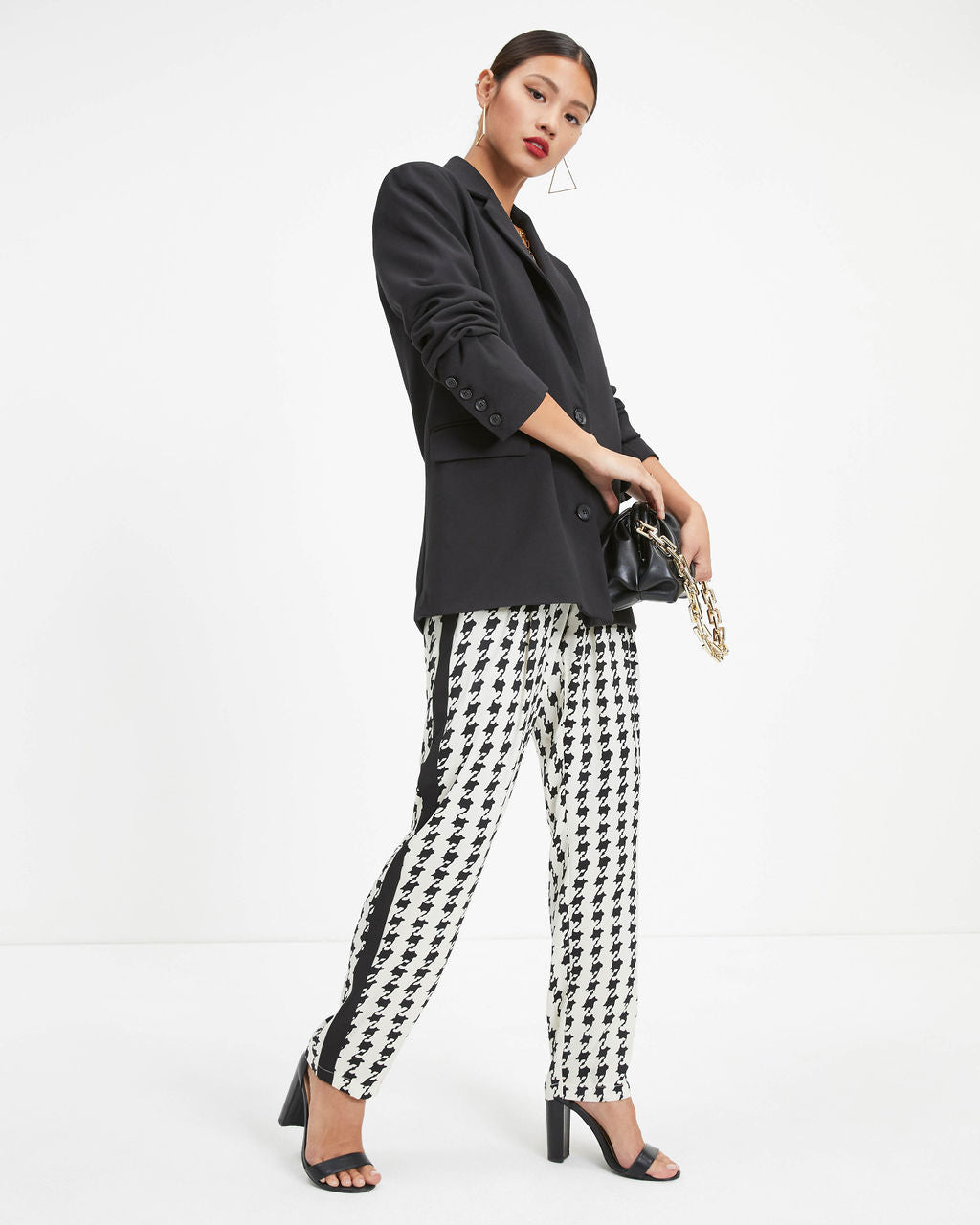 She Knows It All Pocketed Blazer - Black