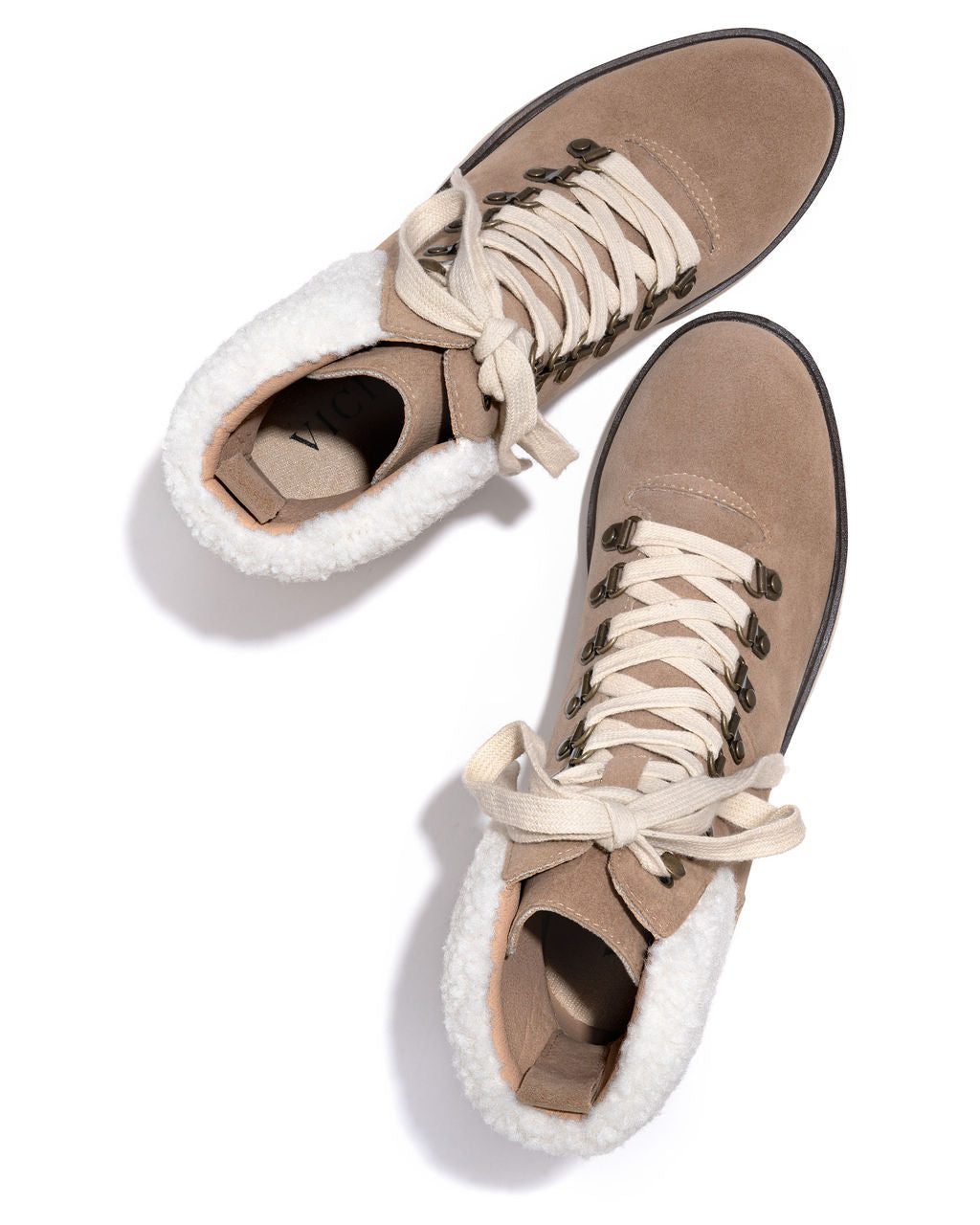 Conquest Heeled Shearling Lace Up Boot - Khaki