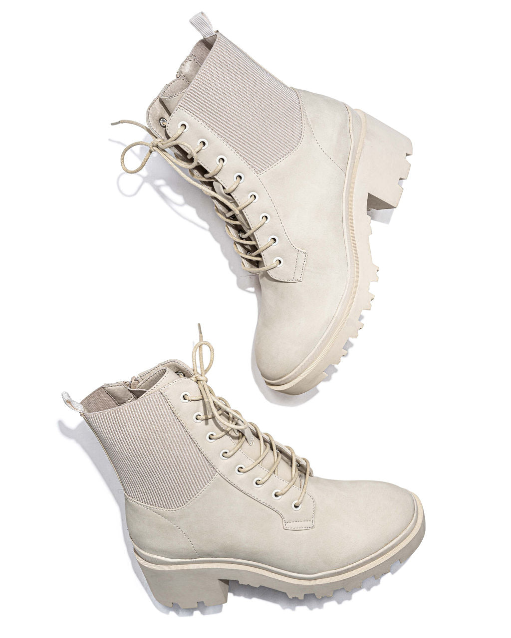 Willa Heeled Lace Up Boot - Cream
