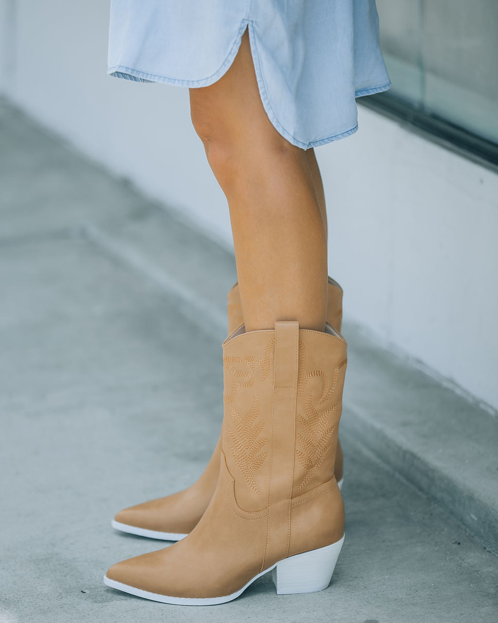 Sephira Heeled Western Boot - Tan