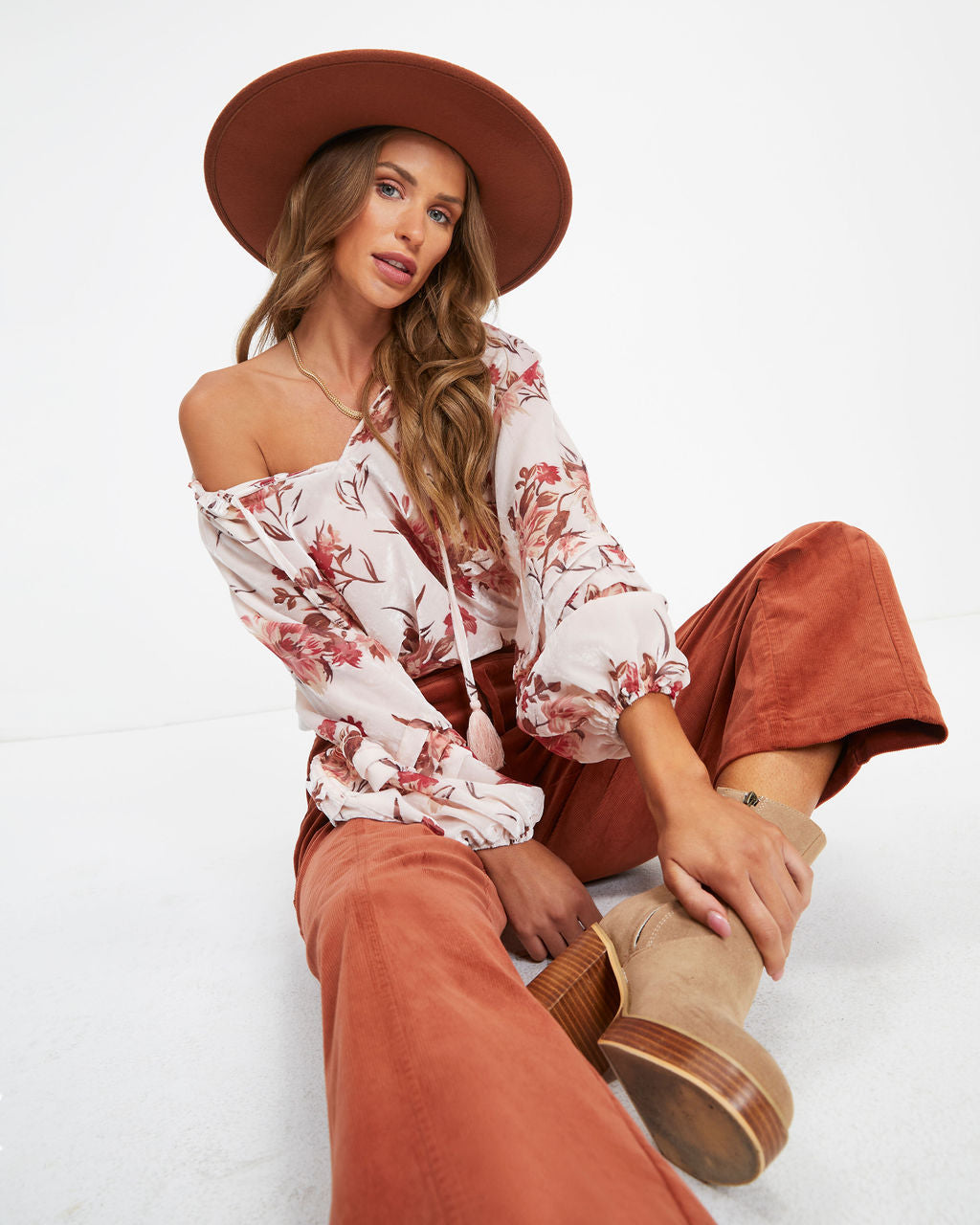 Arden Floral Burnout Velvet Top - Blush