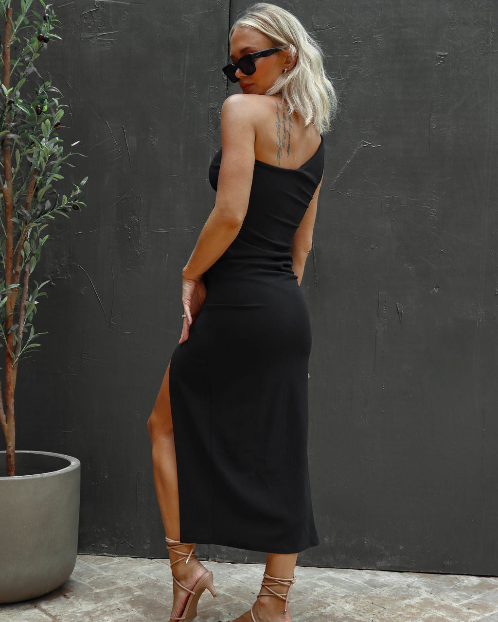 Natalie One Shoulder Ruffle Maxi Dress - Black