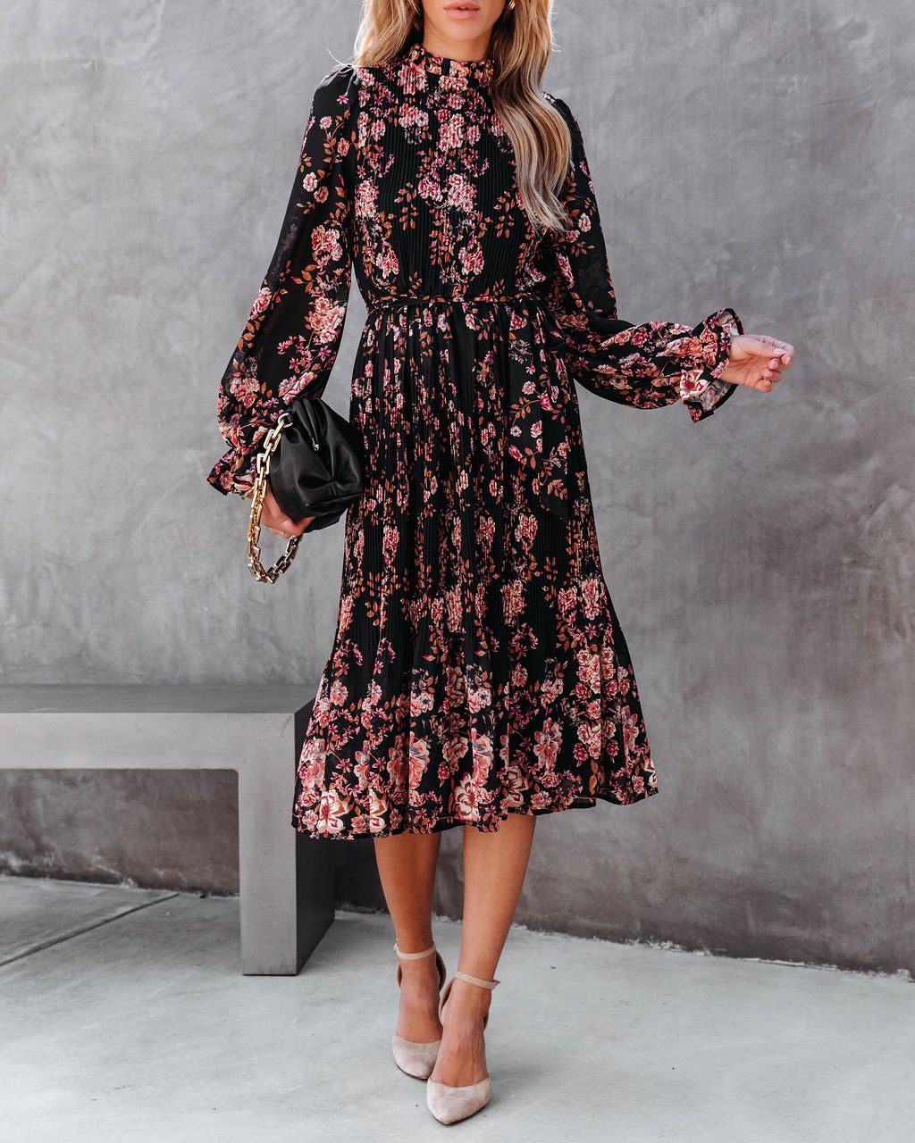 Le Vie En Rose Pleated Ruffle Midi Dress