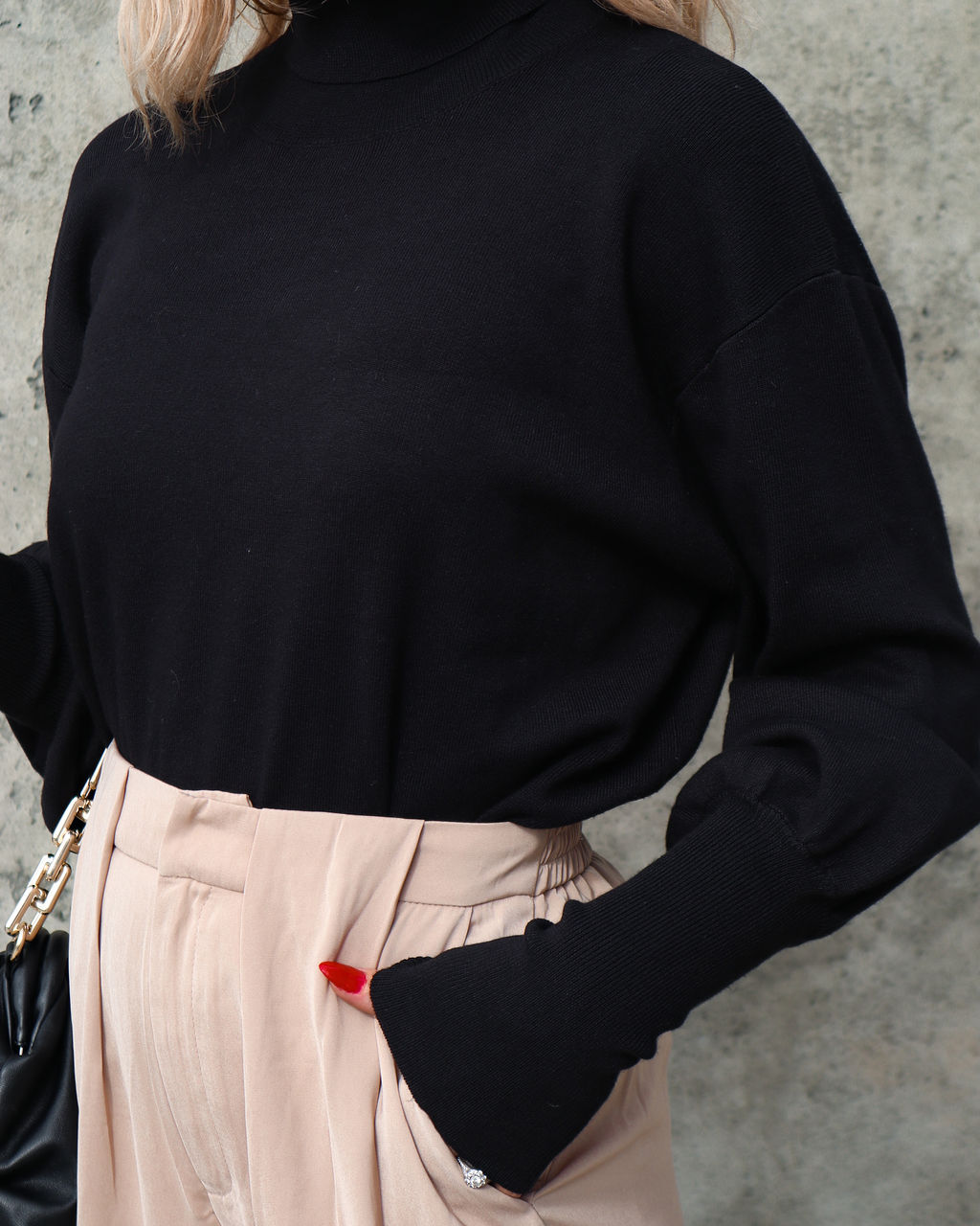 Mountain Lover Turtleneck Knit Pullover Sweater - Black