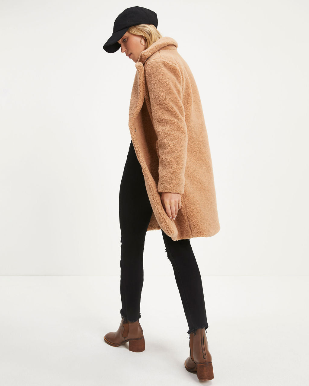 Mountain View Pocketed Teddy Coat - Camel
