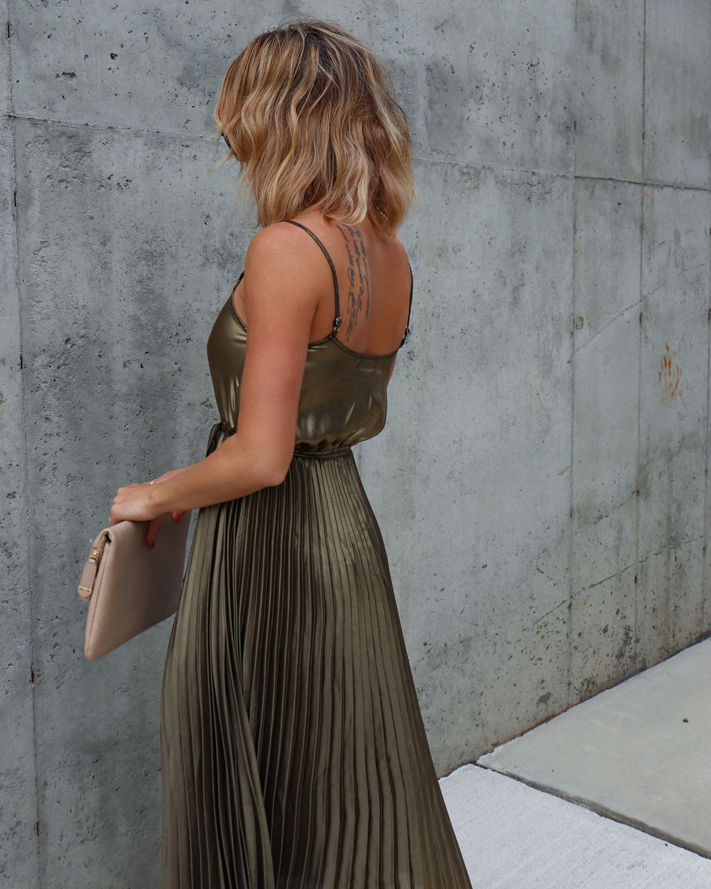 Gone With The Wind Metallic Pleated Midi Dress - Gold