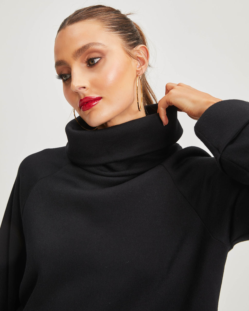 Ezra Turtleneck Pullover Sweater - Black