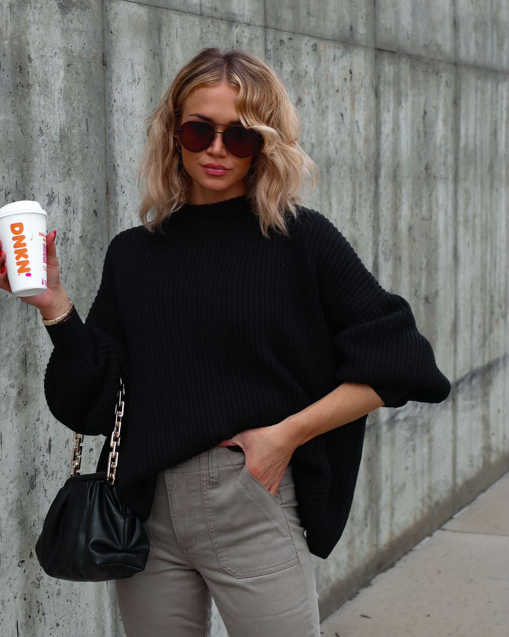 Gwenyth Knit Pullover Sweater - Black