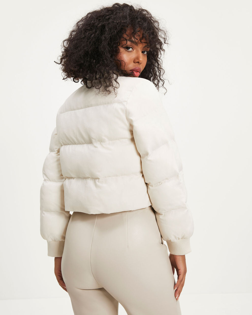 Below Zero Pocketed Puff Jacket - Off White