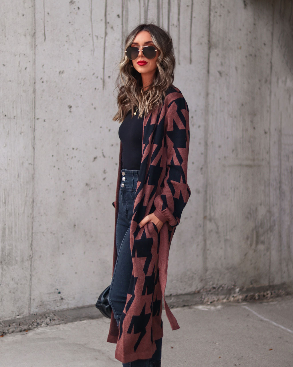 Coffee Errands In Style Pocketed Houndstooth Duster Cardigan - Brown