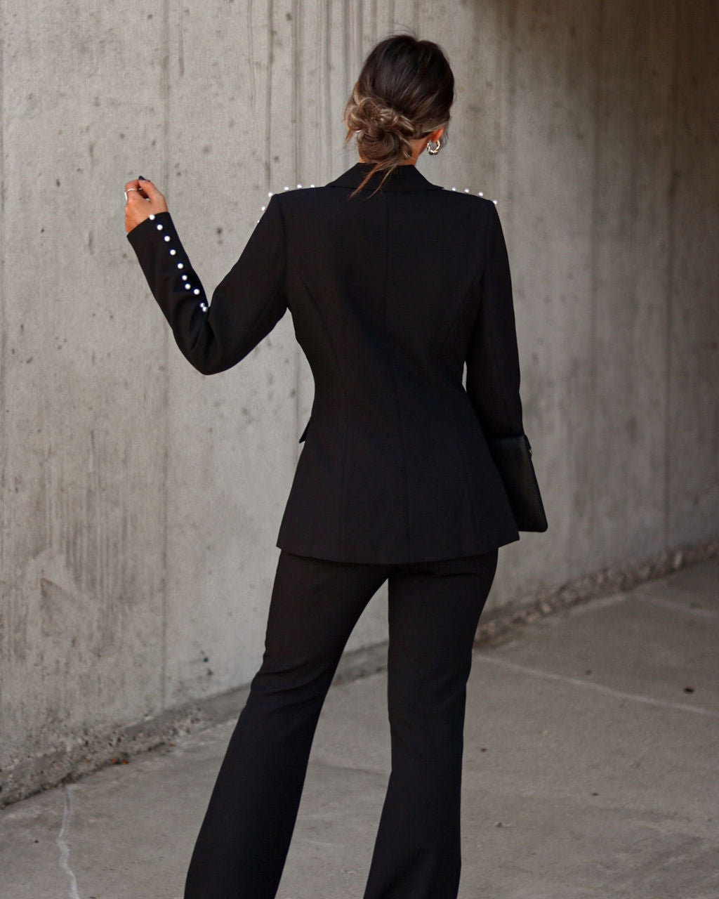 Michella Pocketed Pearl Blazer - Black