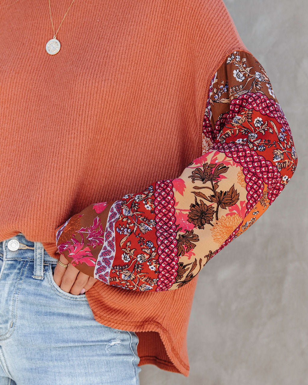 Tanner Ribbed Floral Contrast Top