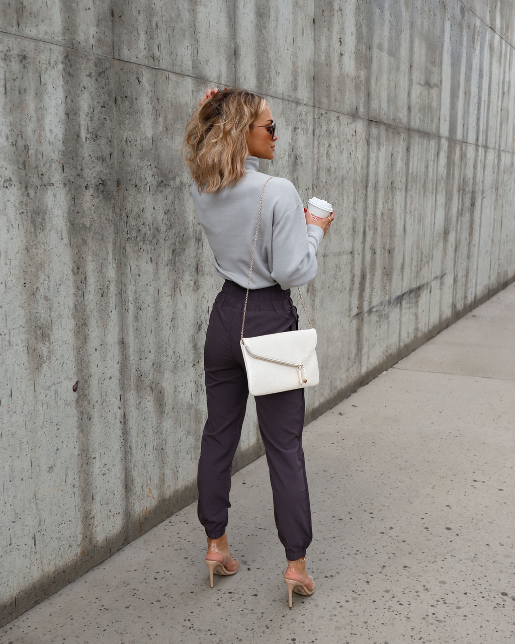 Mountain Lover Turtleneck Knit Pullover Sweater - Light Grey