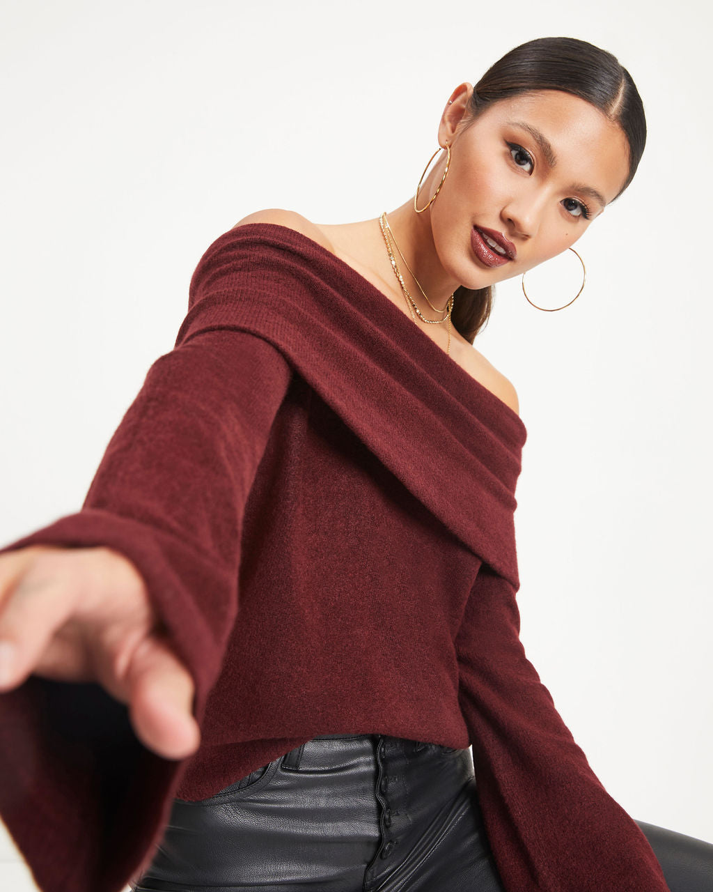 Dreamworld Off The Shoulder Pullover Sweater - Chocolate