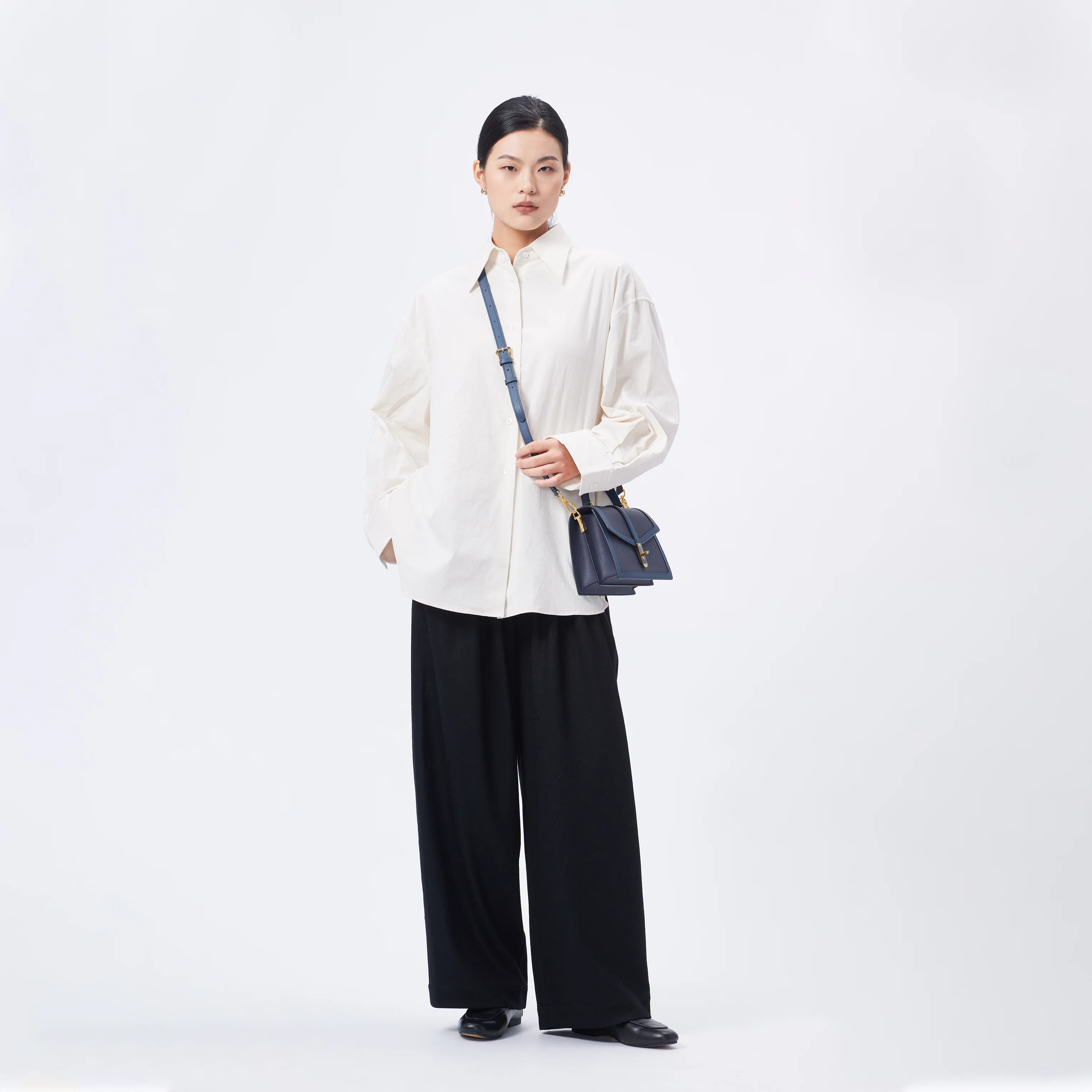 Handmade Genuine Leather Organ Crossbody Bag