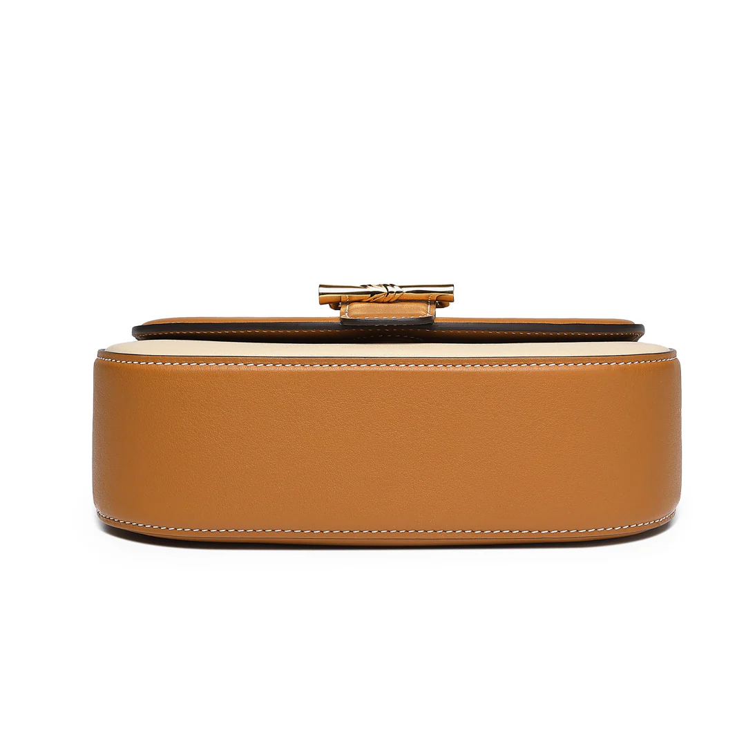 Handmade SWIFT Leather Crossbody Flap Saddle Bag