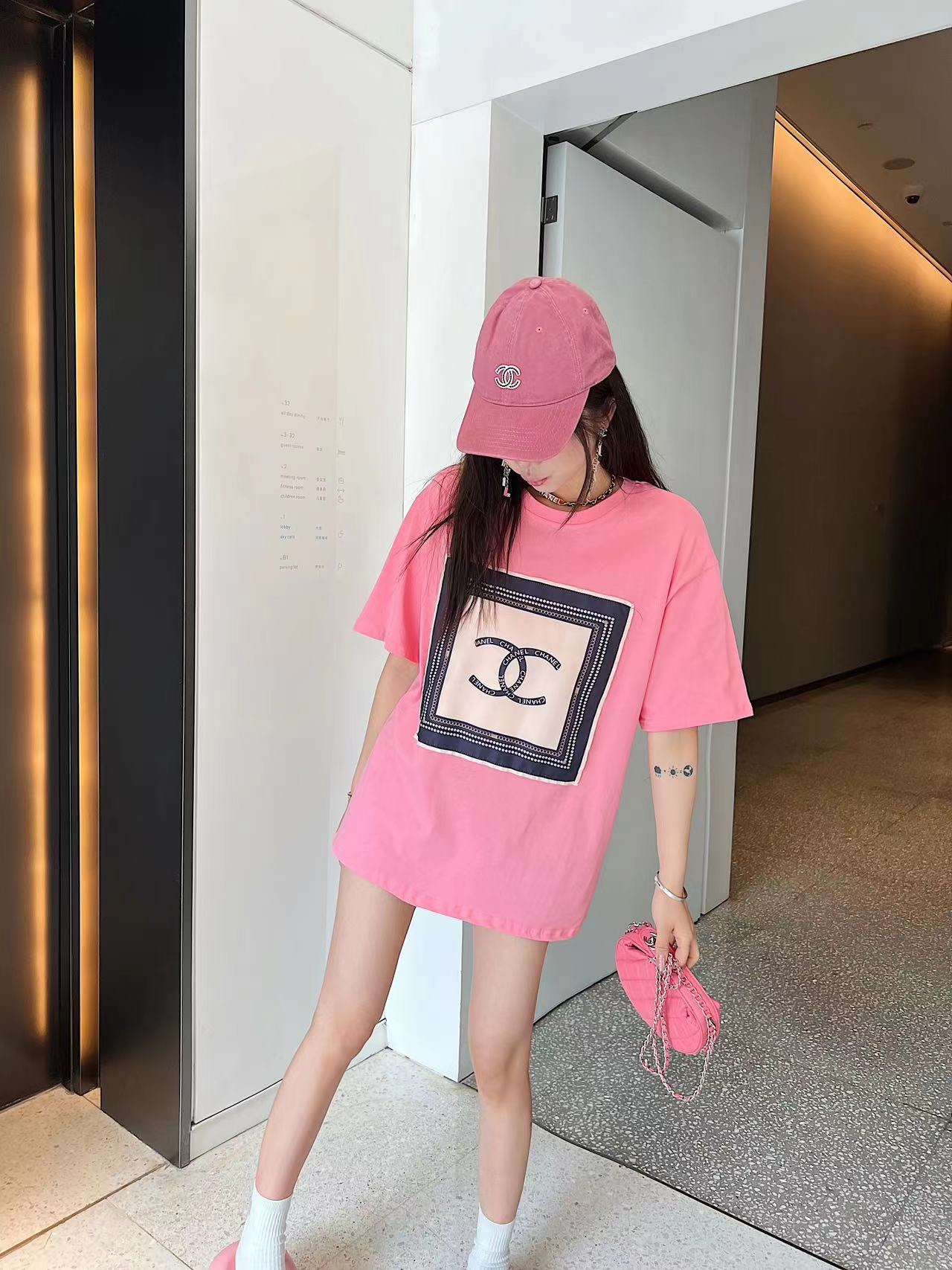 [TOP] CH@NEL T- Shirt with hat Set  - 2 Color - Chanel