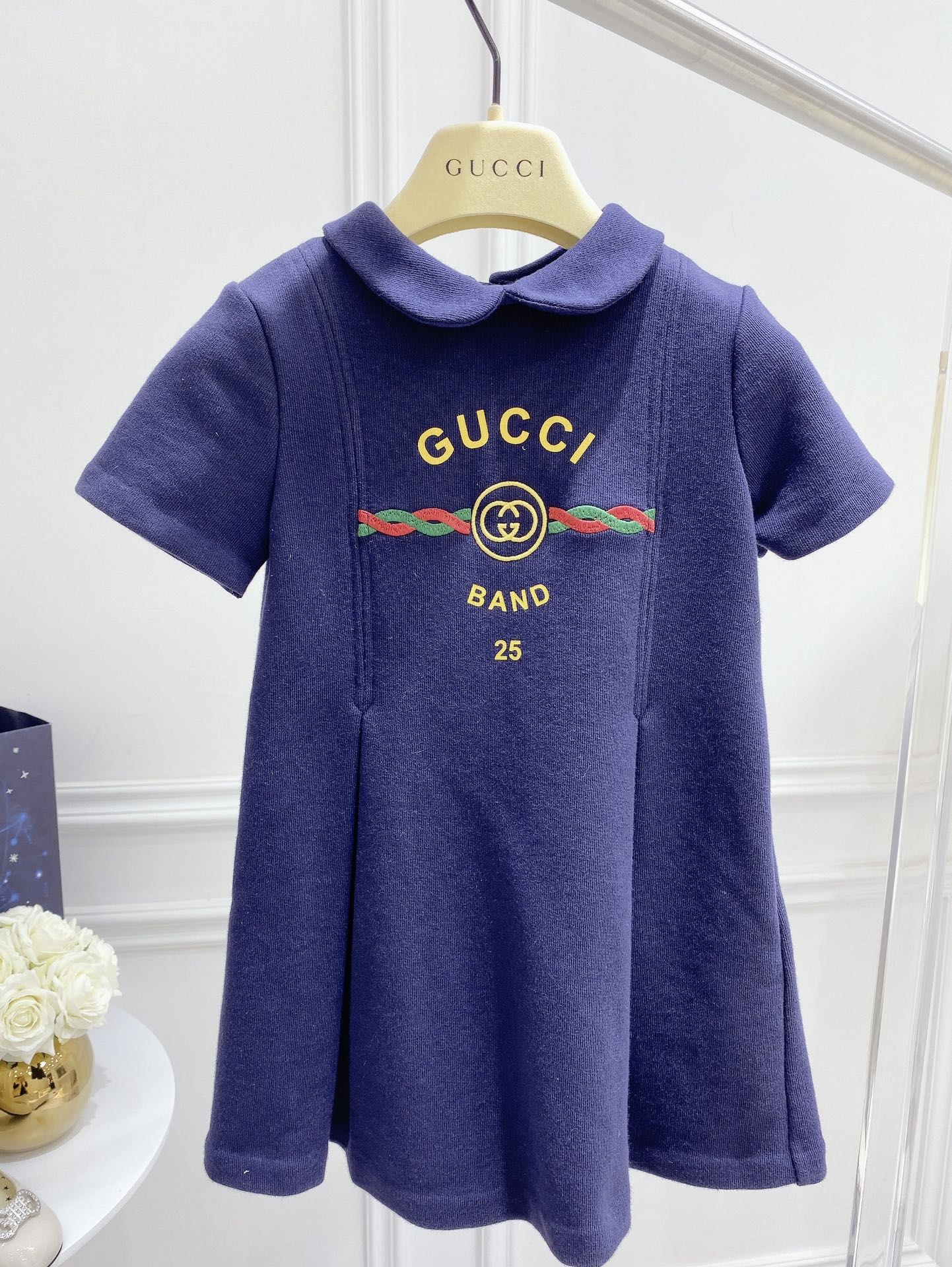 [TOP] GUCC! Sleeveless Short Sleeve Skirt - 2 Color