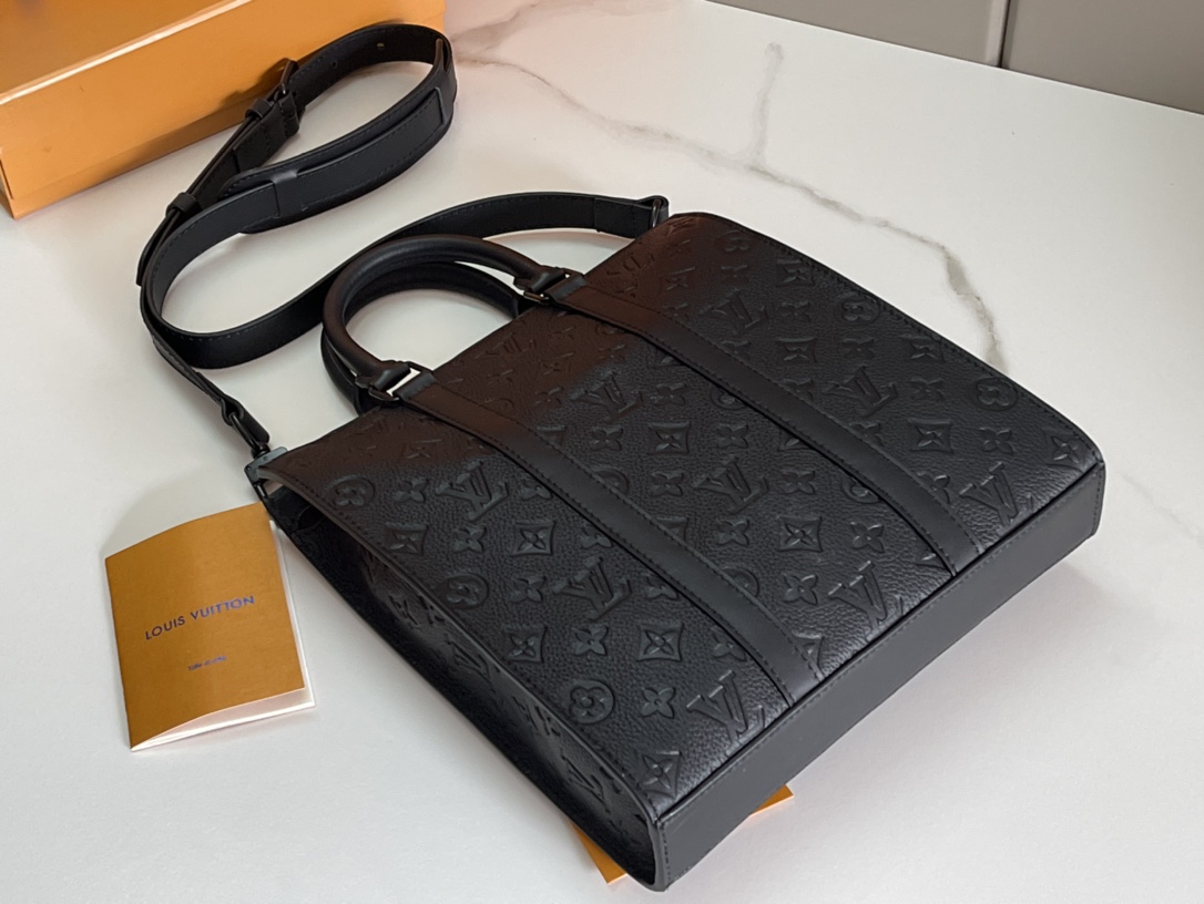 [TOP] L&V Sac Plat Taurillon Bag - LV Louis Vuitton
