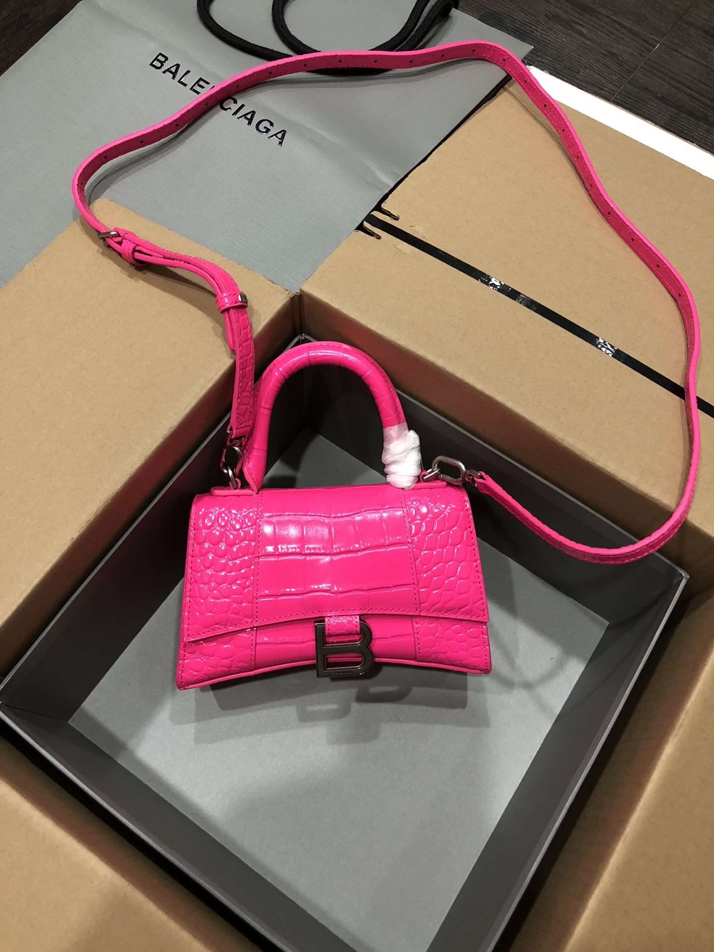 [TOP] BAL€NCIAGA Crocodile Hourglass Bag - Pink - Balenciaga