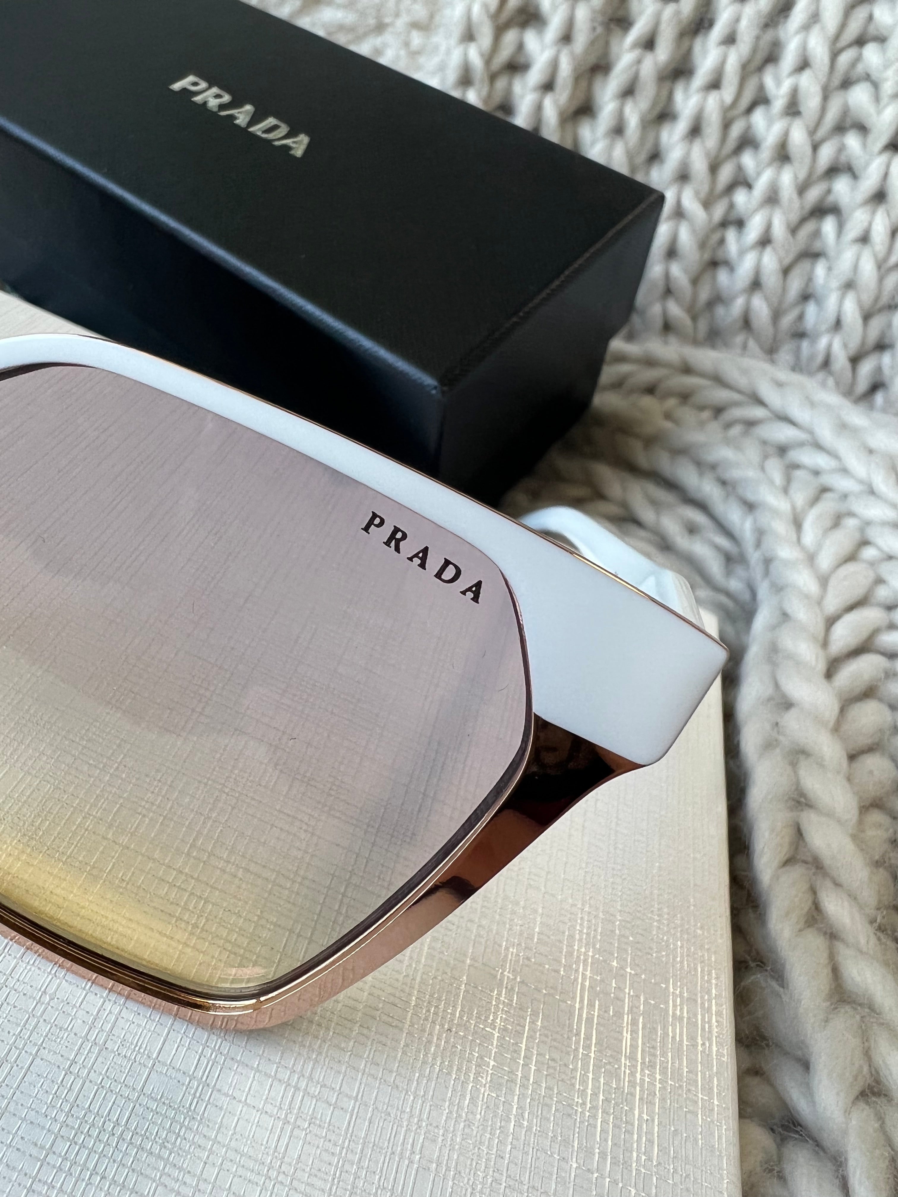 [TOP] PR@DA Women PR 63WV Sunglasses - White - Prada