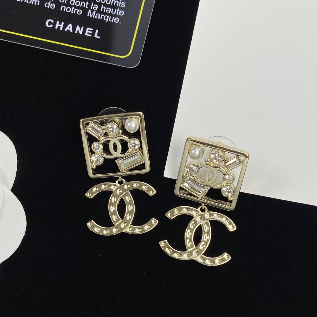 [Top] CH@NEL Metal Square Crystal/Pearl Stud Earrings - Chanel