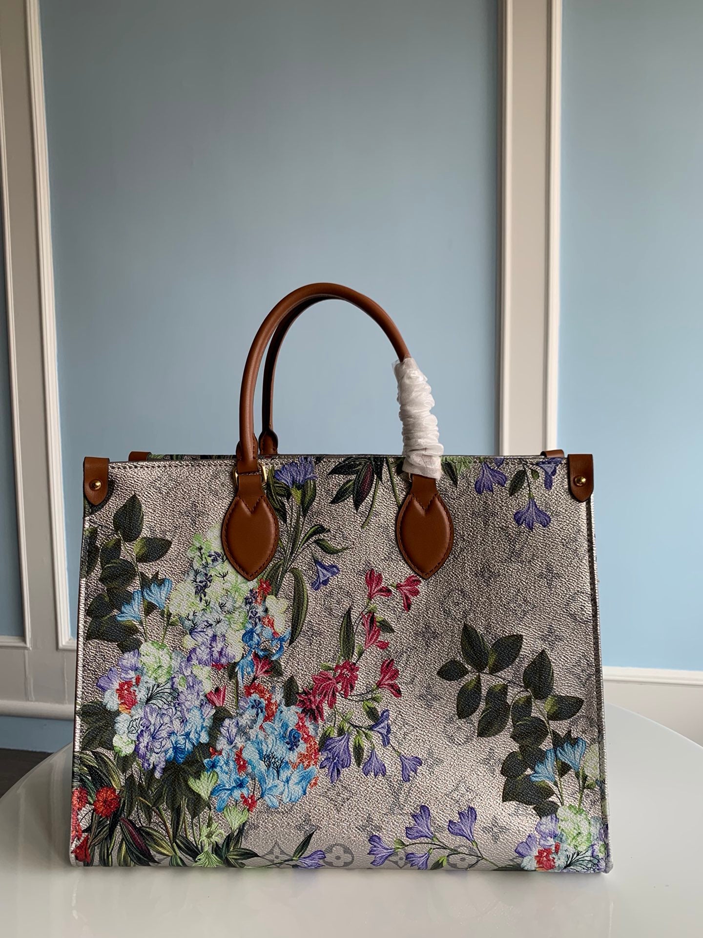 [TOP] L&V L*V On The Go MM Autres Toiles Monogram - LV Louis Vuitton