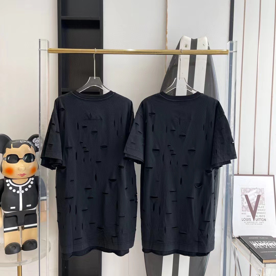 [Top] G!VENCHY Hole Print T-Shirt - Black