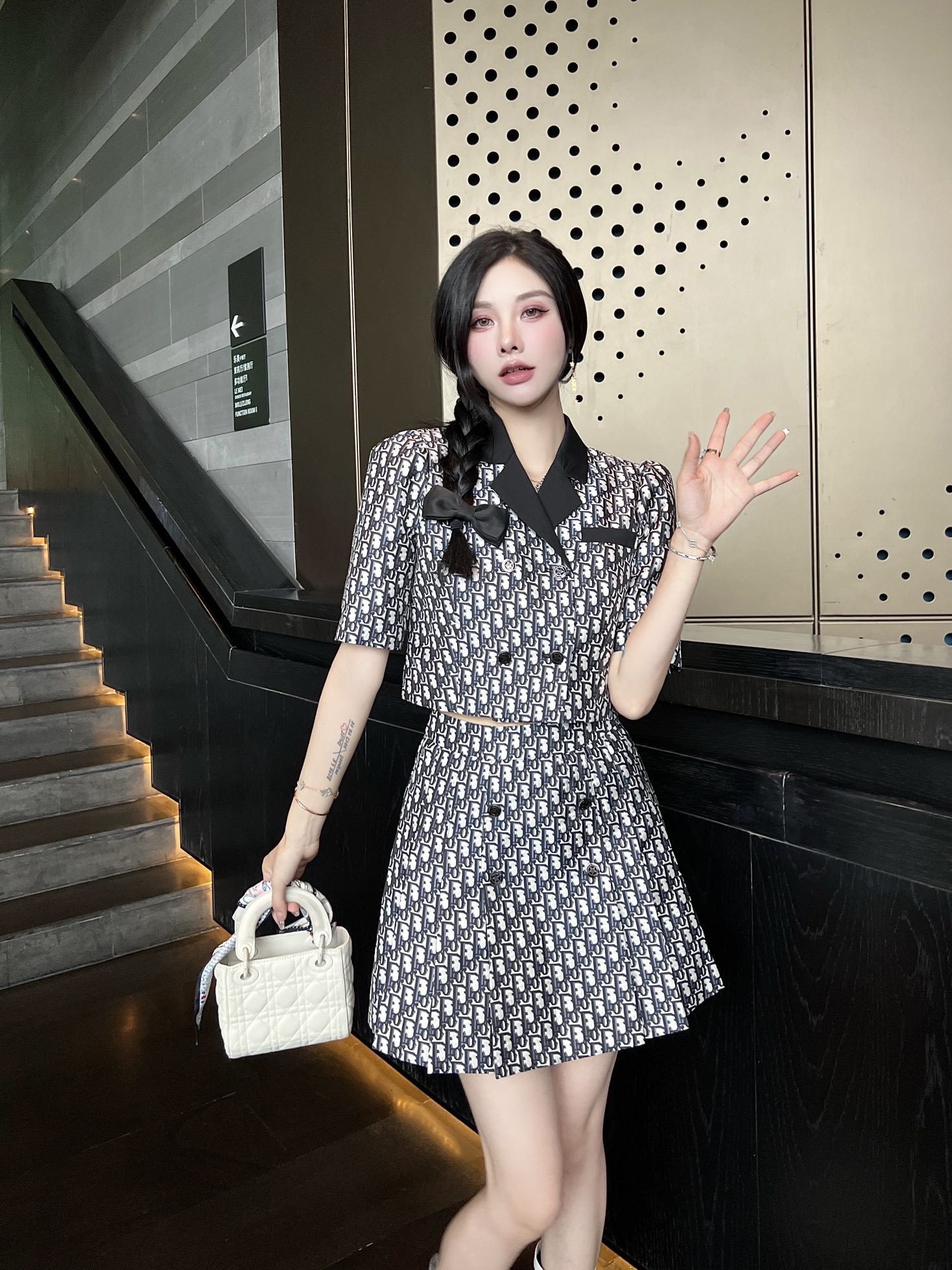 [TOP] D!or Short Sleeve Skirt Set - Black - Christian Dior