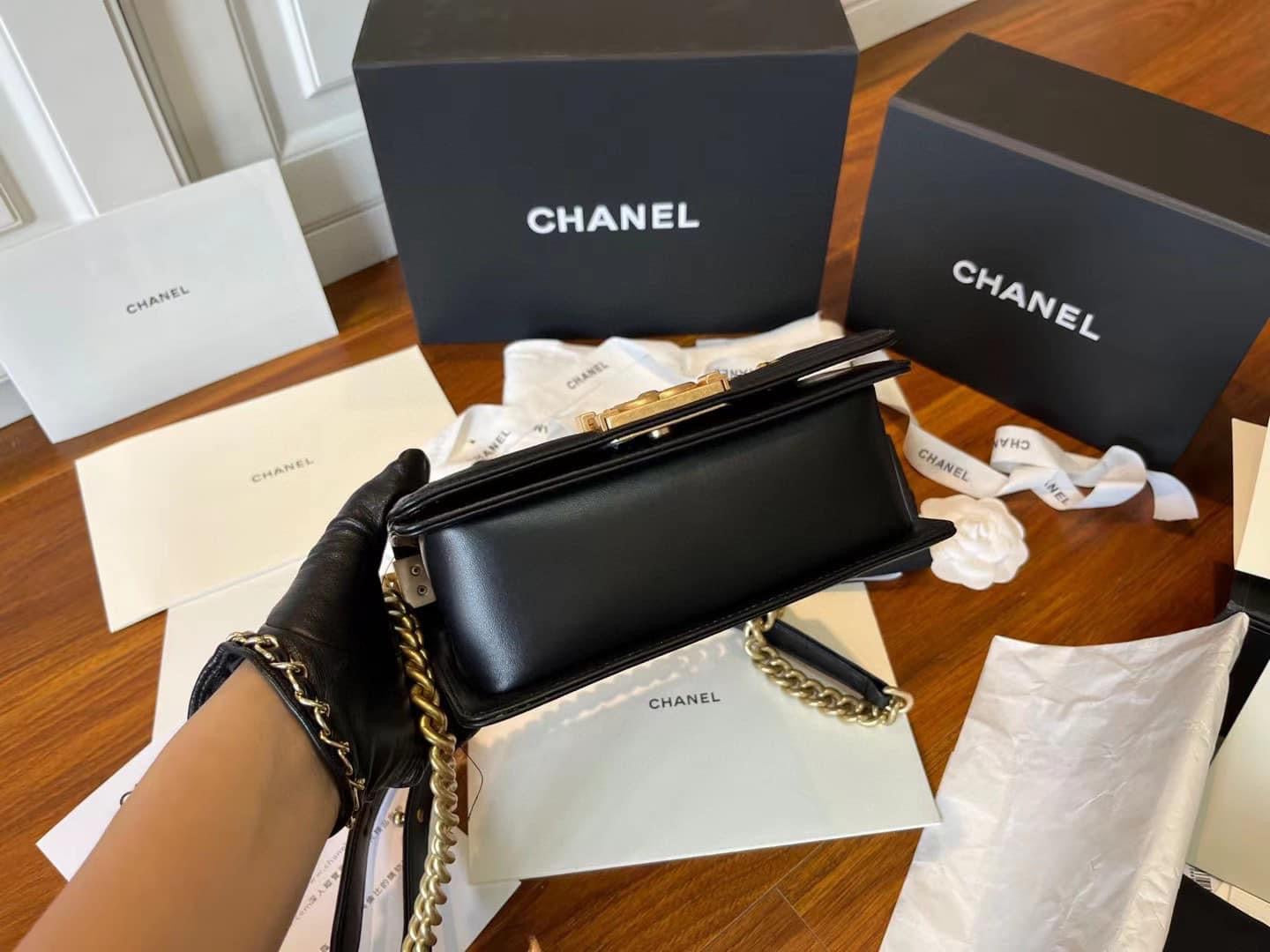 [TOP] CH@NEL Le Boy Bag Sequin and Stones Small 20cm - Black & GHW - Chanel