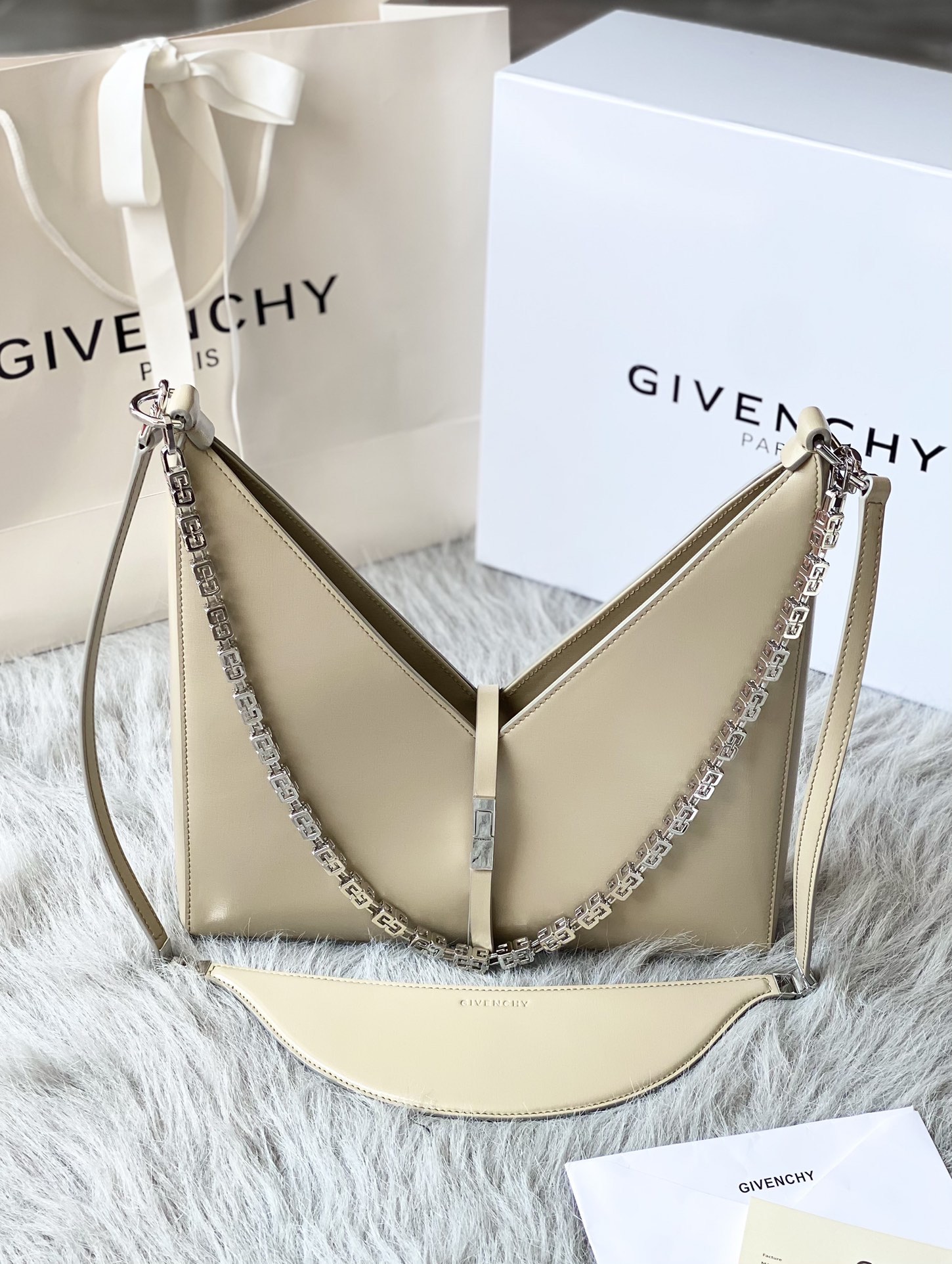 [Top] GIV€NCHY Cut Out in Box Leather Bag - 5 Color - Givenchy