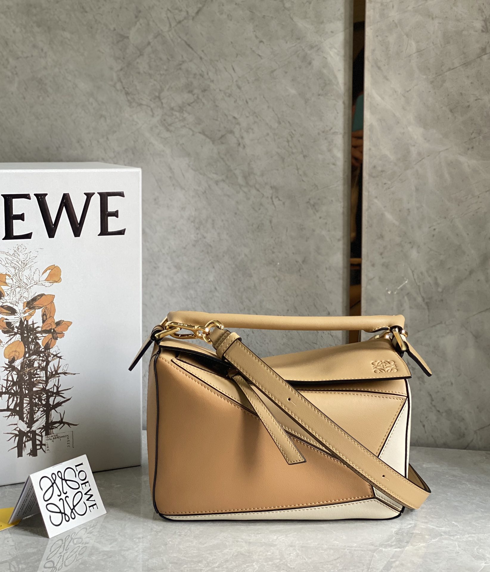 [TOP] LOEW€ Puzzle Bag - Beige - Loewe