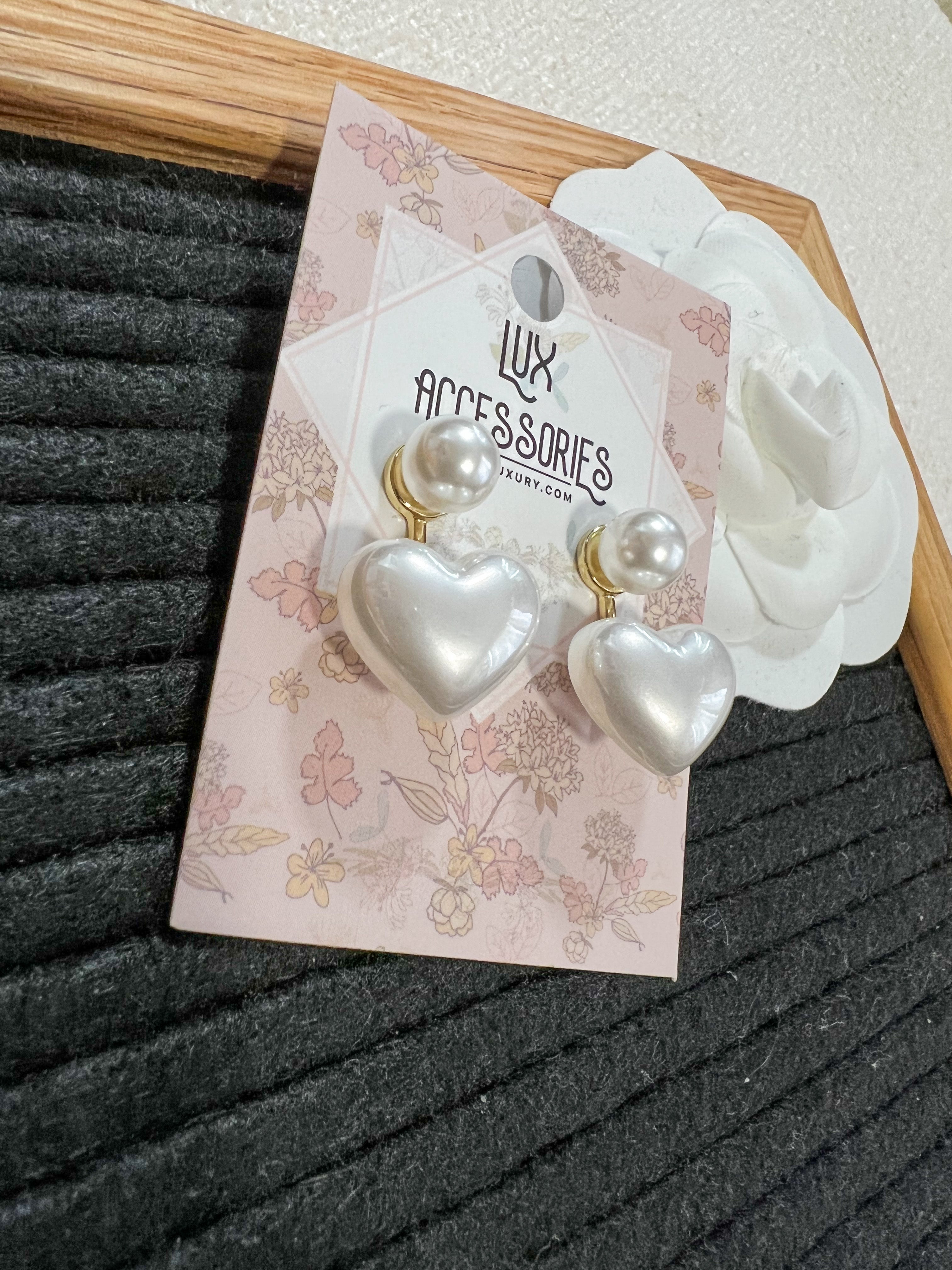 [TOP] CH@NEL Pearly Heart Inspired Earrings - Chanel
