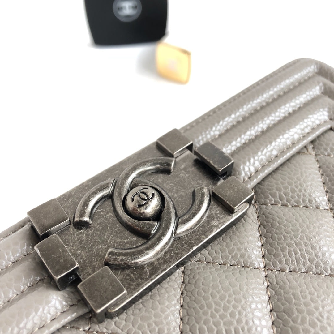 [TOP] CH@NEL Le Boy Bag Small 20cm - Grey - Chanel