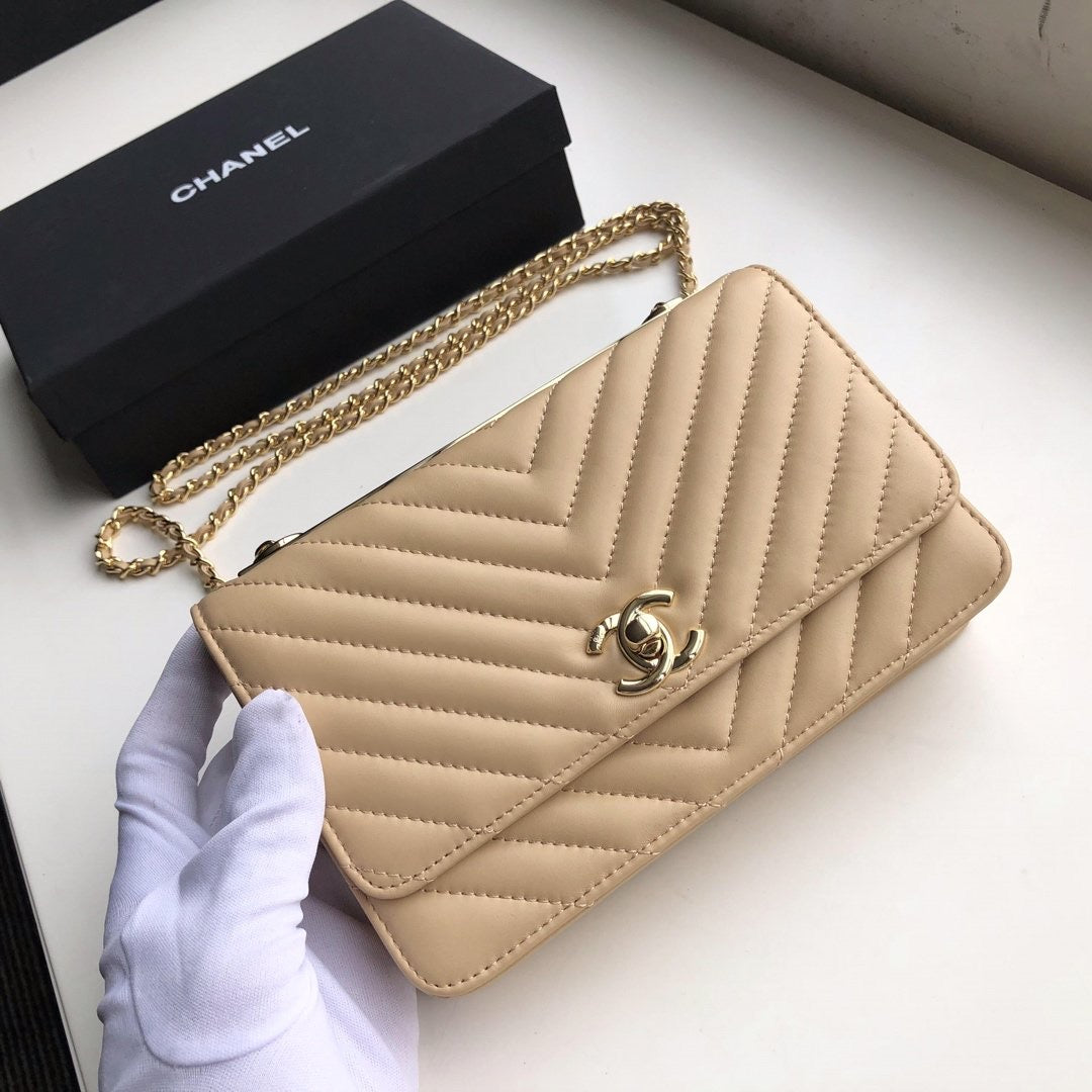 [TOP] CH@NEL WOC Lambskin Chevron Quilted Trendy - Beige - Chanel